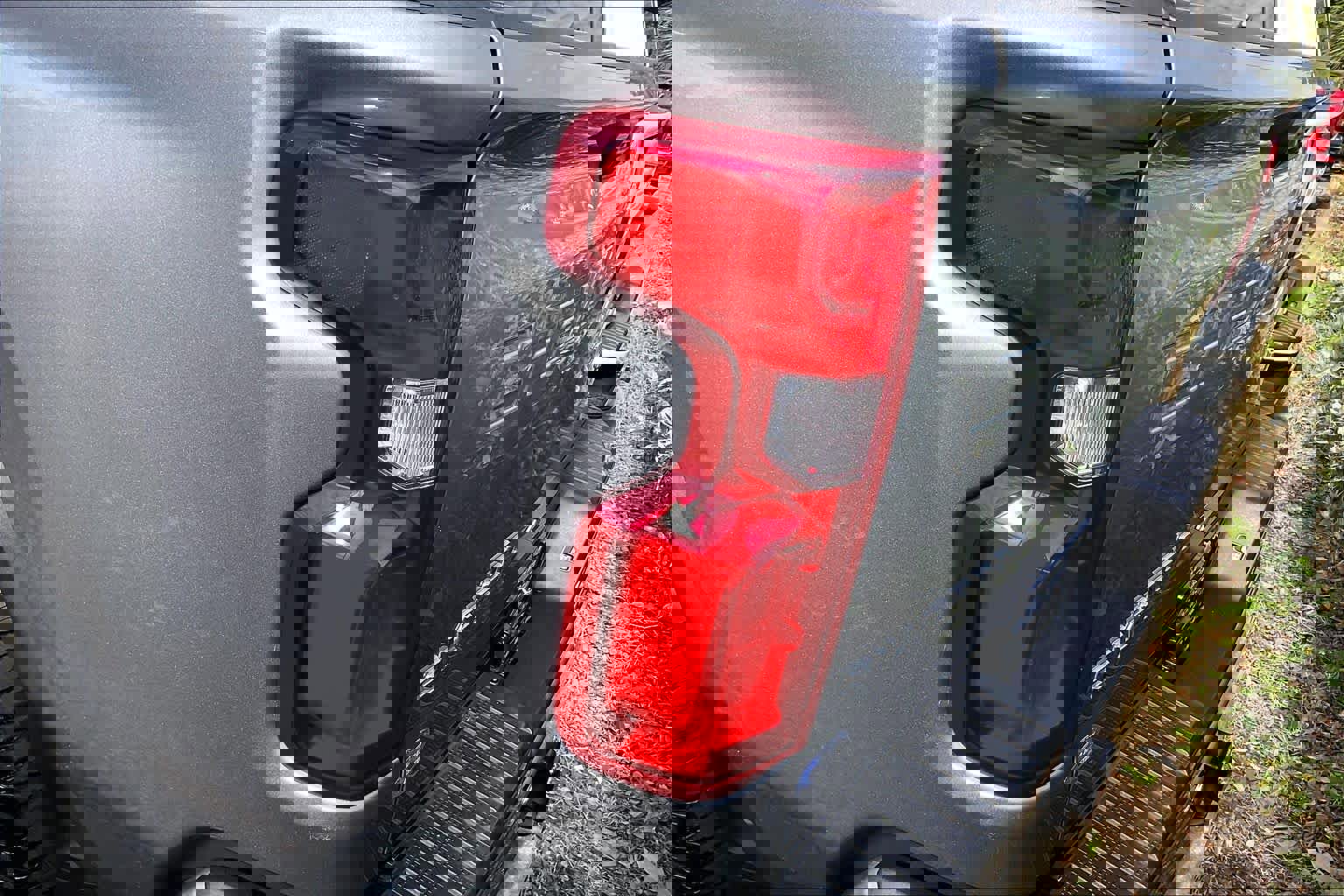 Certified 2024 Chevrolet Silverado 2500 High Country w/ Technology Package image 27