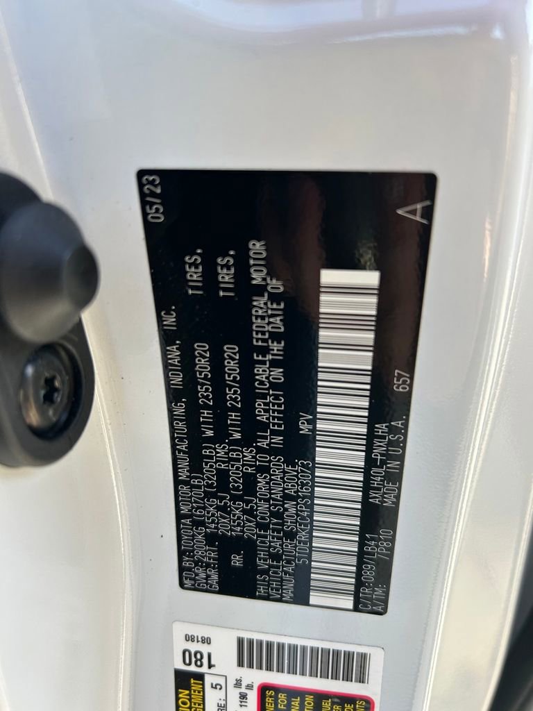 Certified 2023 Toyota Sienna Platinum image 10