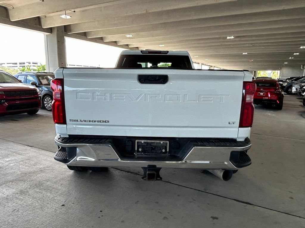 Used 2025 Chevrolet Silverado 3500 LT AWD/4WD image 4