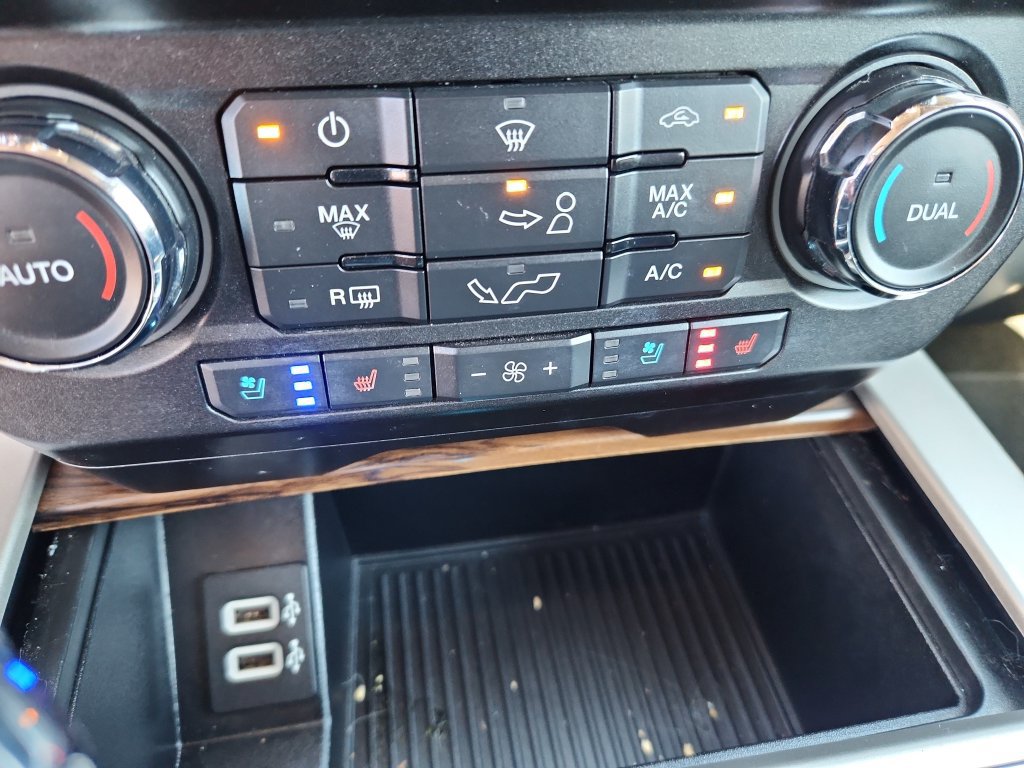 Used 2019 Ford F150 Lariat RWD image 20