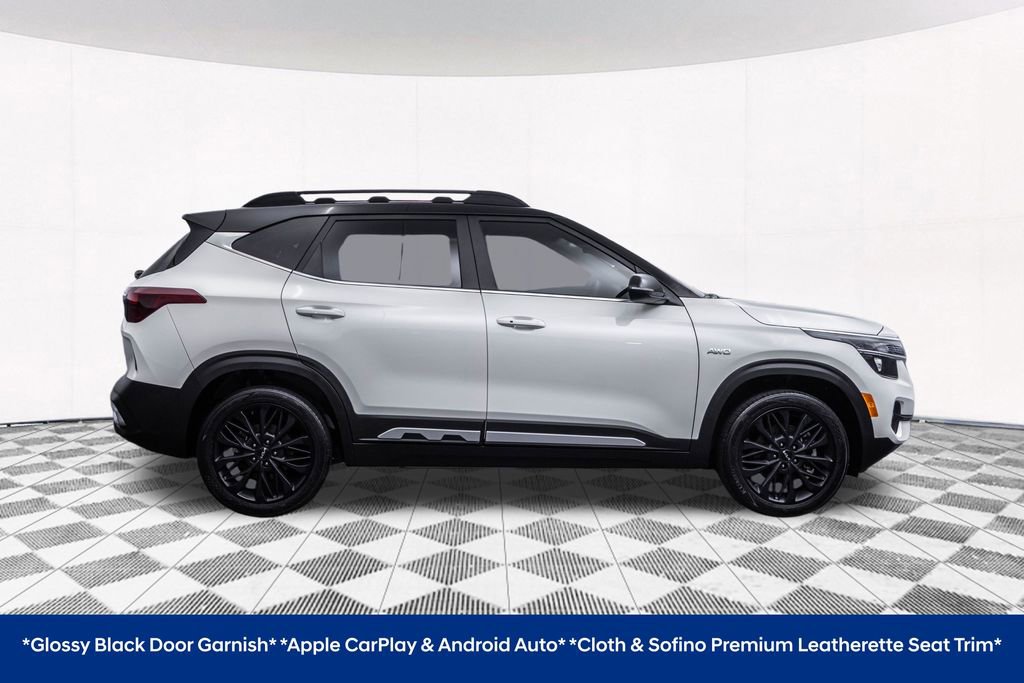 Used 2022 Kia Seltos Nightfall Edition image 12