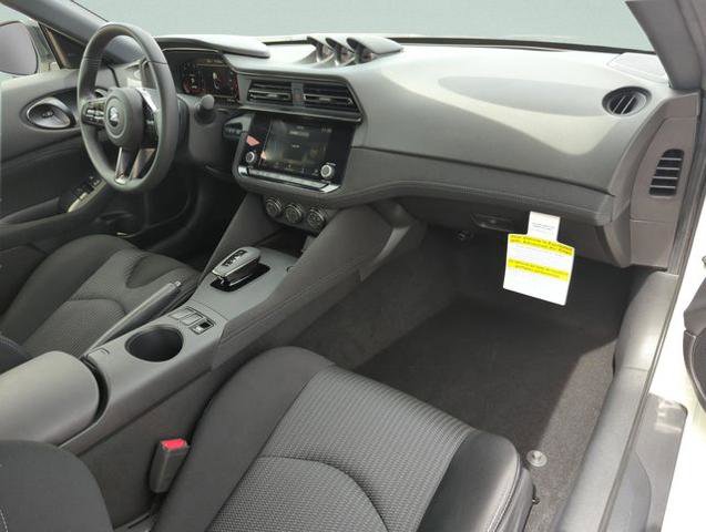 Certified 2025 Nissan Z Sport w/ Floor Mat Package image 18
