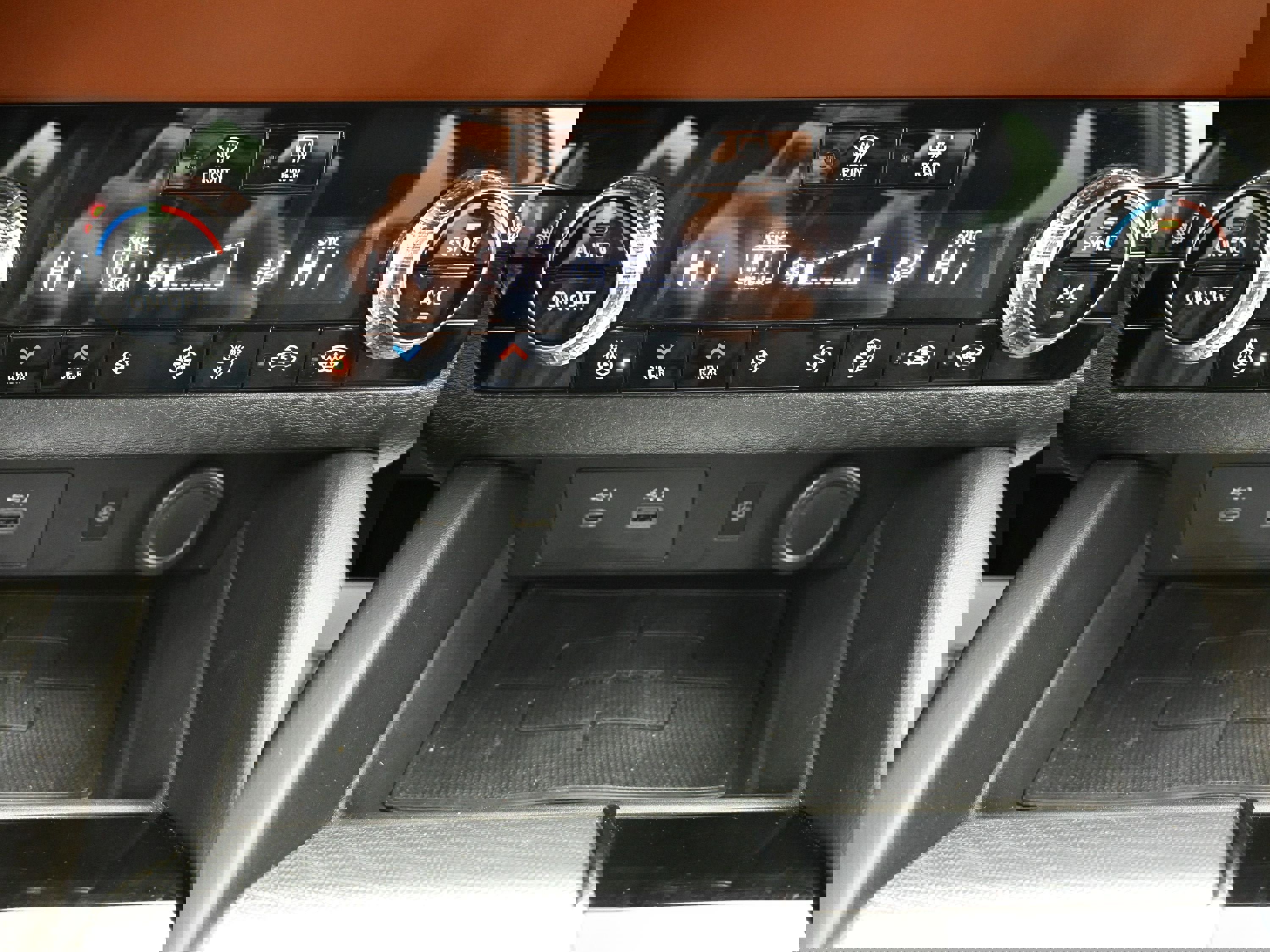 Used 2022 Mitsubishi Outlander SEL image 16