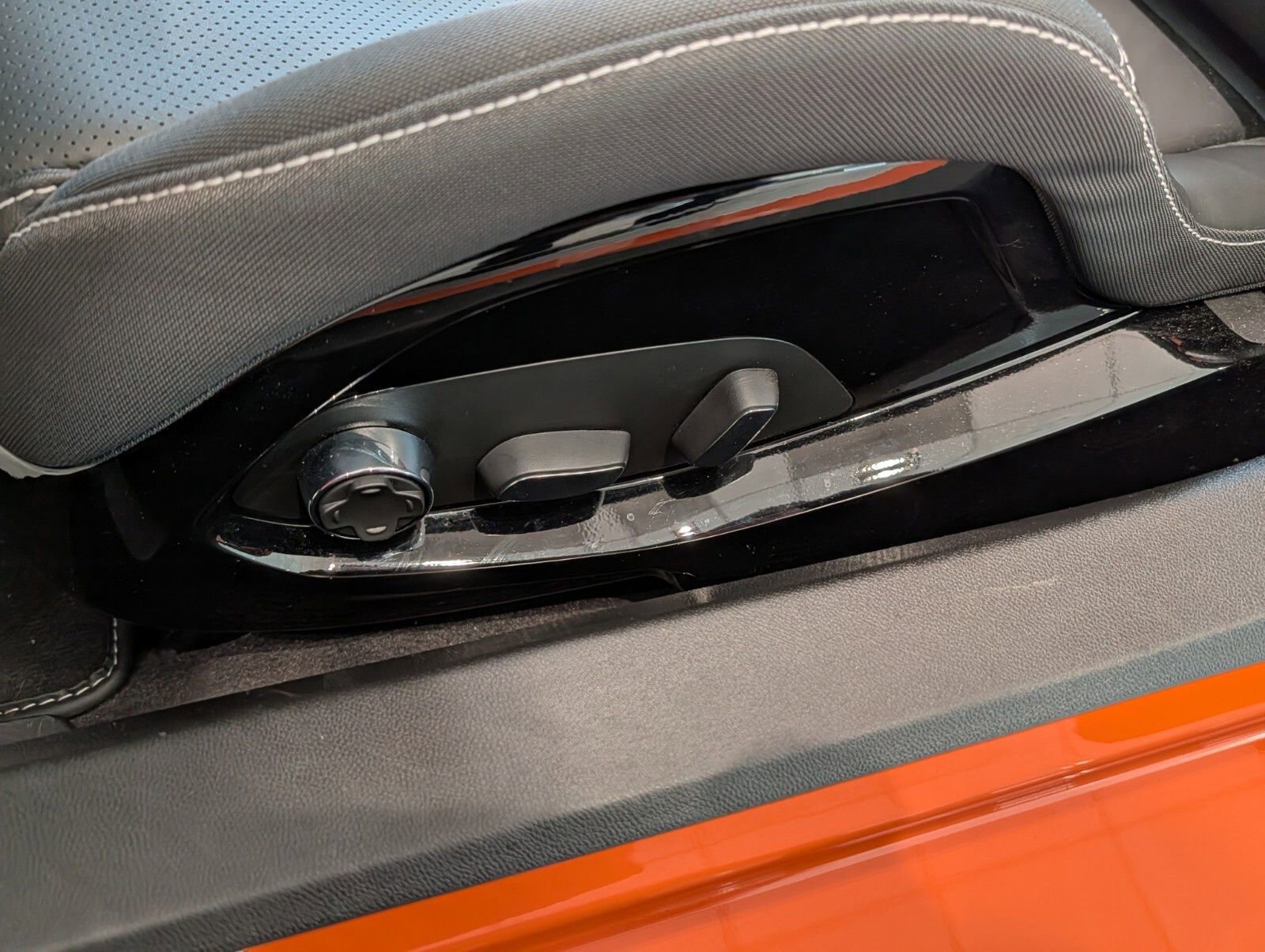 Used 2024 Chevrolet Corvette Z06 image 22