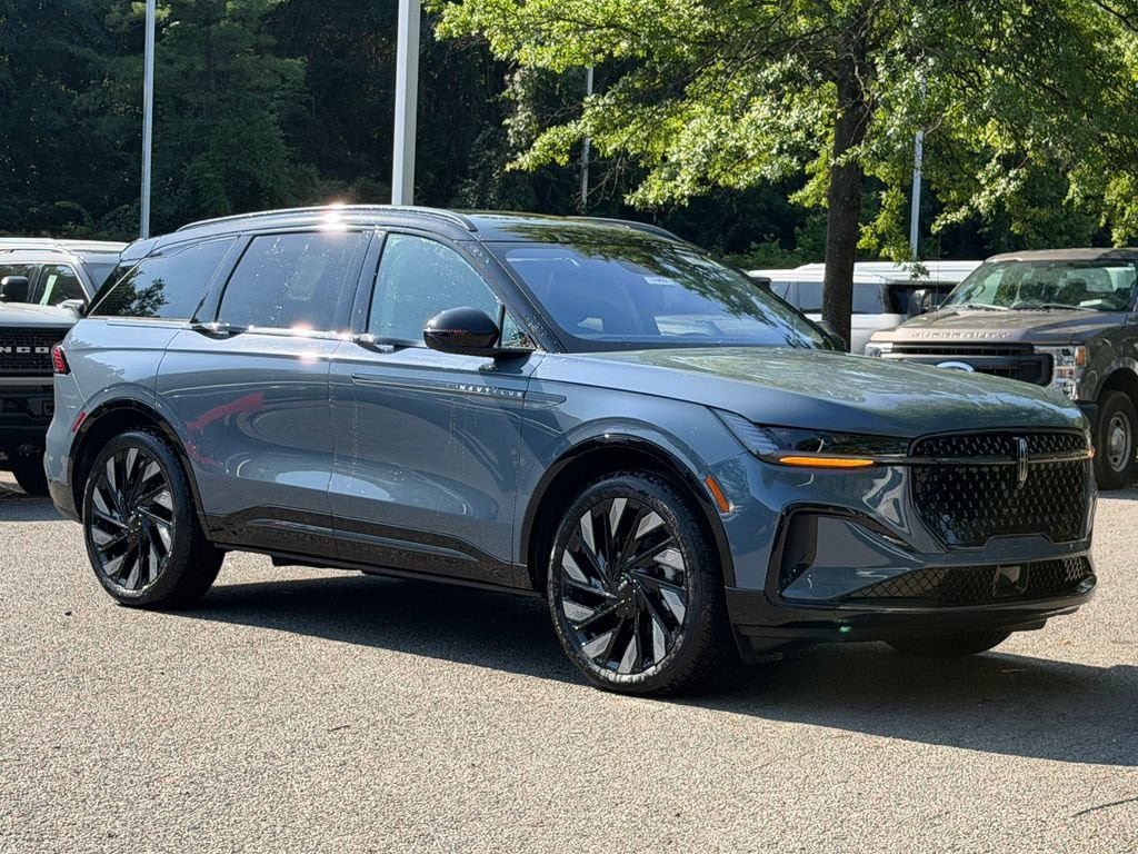 New 2026 Lincoln Nautilus Reserve w/ Jet Appearance Package