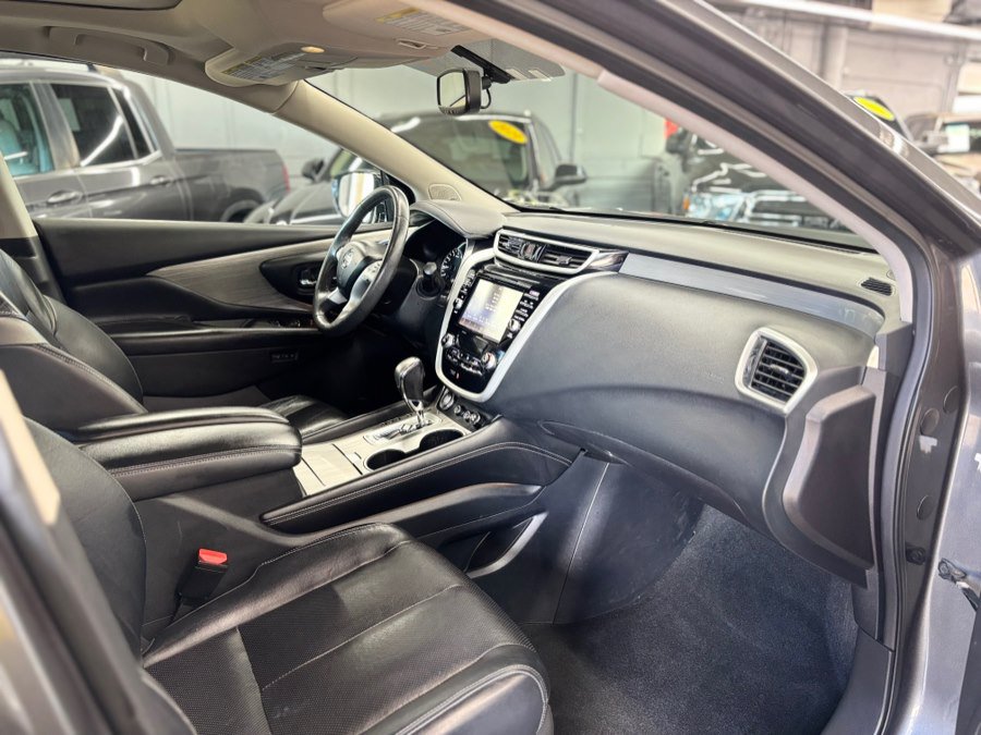 Used 2015 Nissan Murano Platinum w/ Platinum Technology Package AWD/4WD image 25