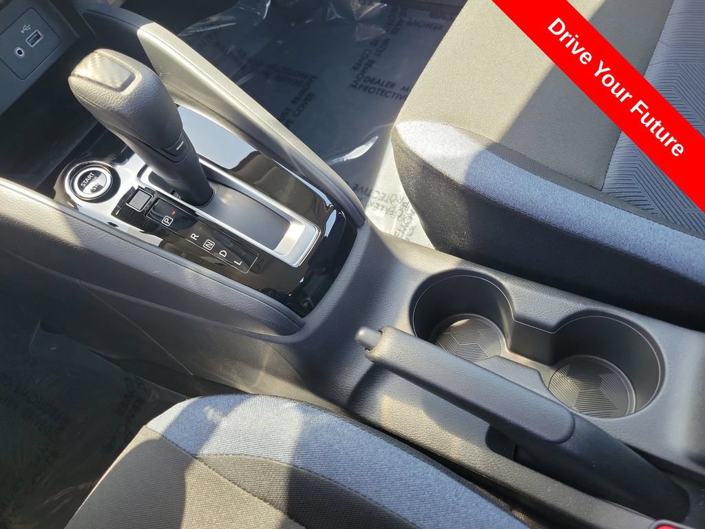 Used 2025 Nissan Versa SV w/ Trunk Package FWD image 16