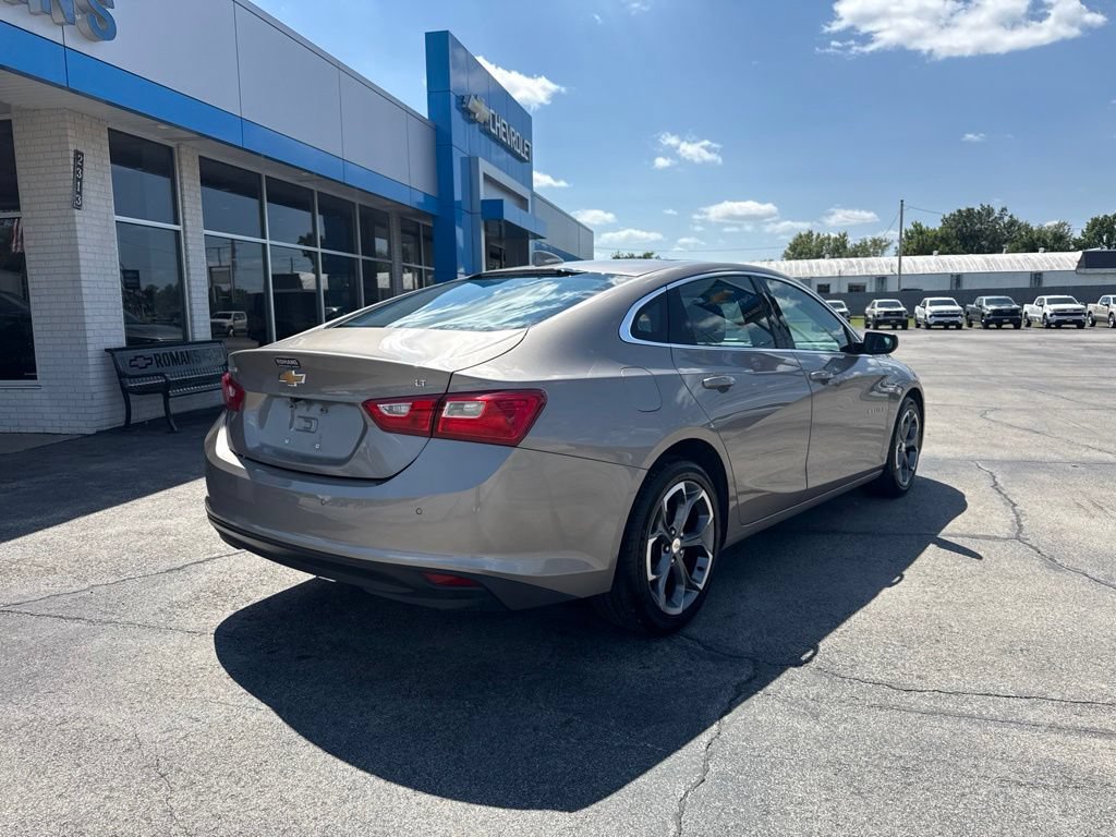 Used 2024 Chevrolet Malibu LT FWD image 4