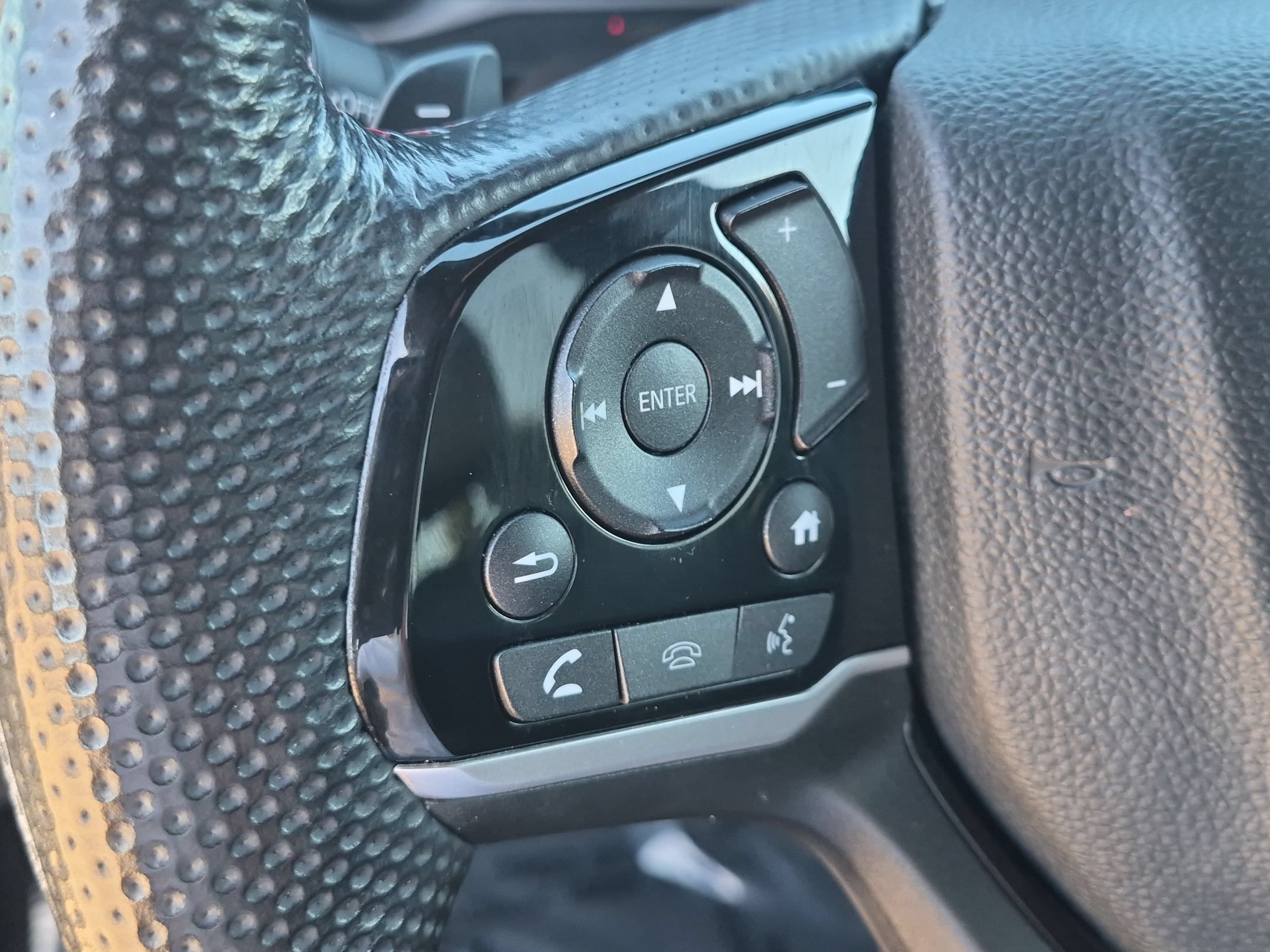 Certified 2024 Honda Passport Black Edition image 14