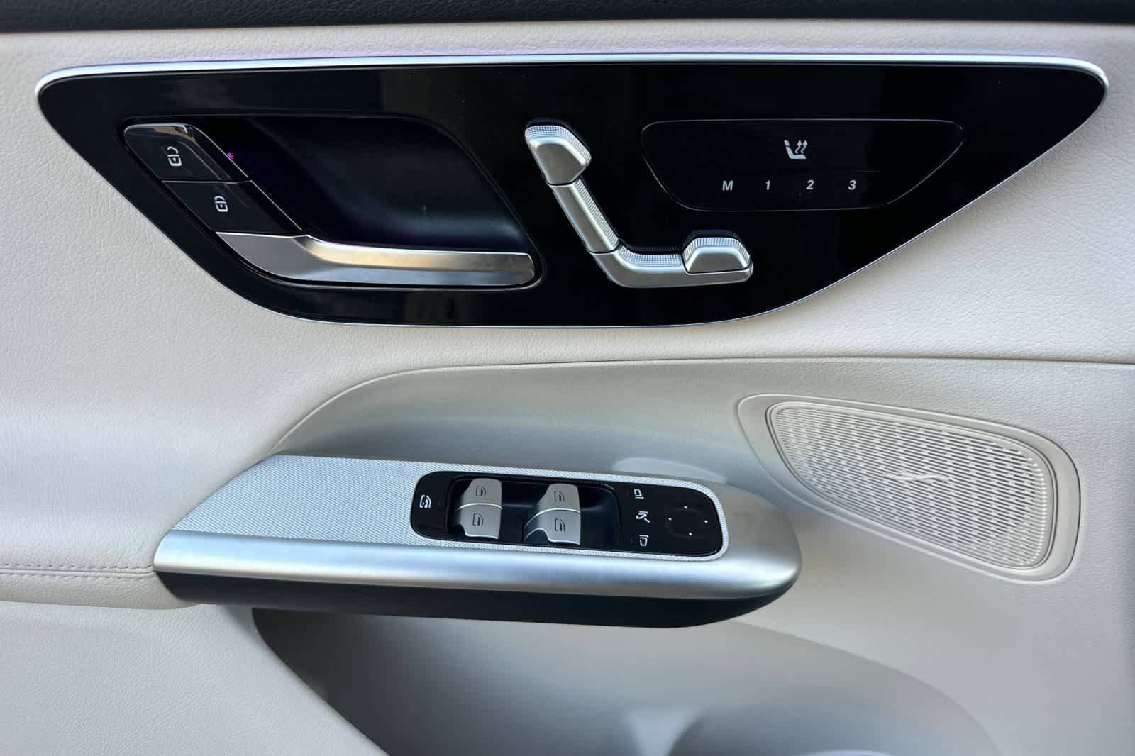 Certified 2026 Mercedes-Benz GLC 300 4MATIC image 10