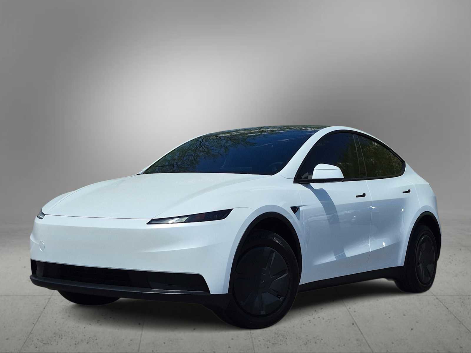 Used 2026 Tesla Model Y 2WD image 1