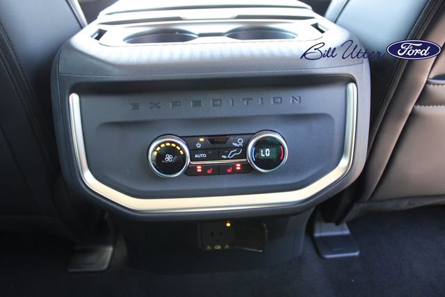 New 2025 Ford Expedition Max Platinum image 11