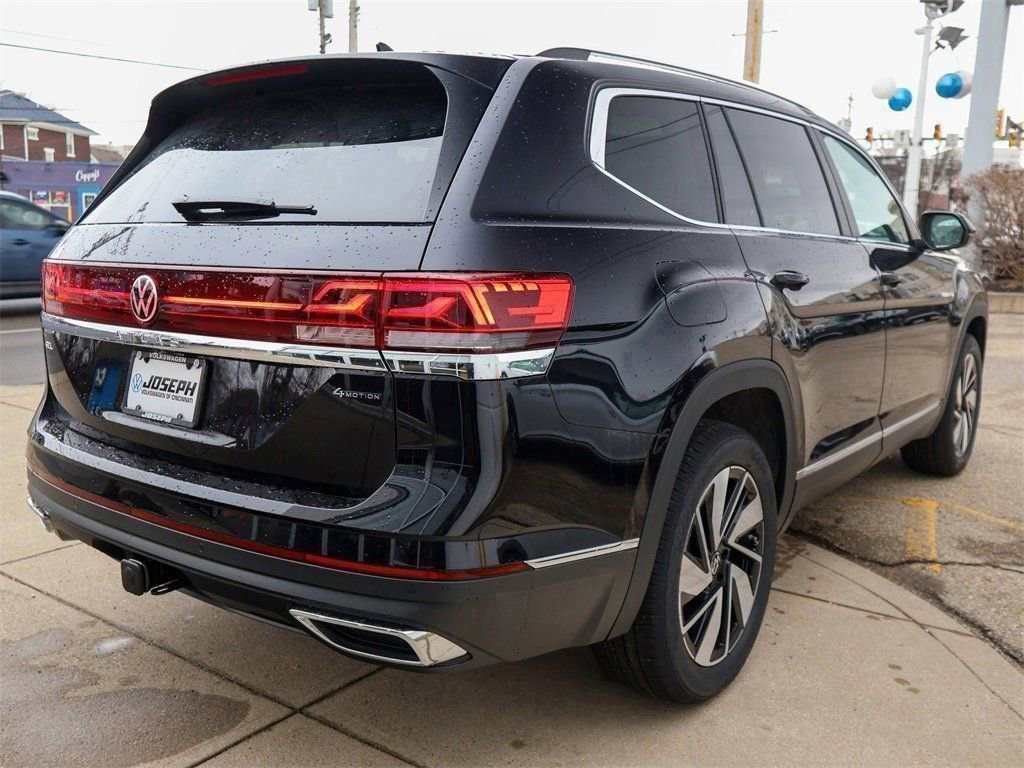 New 2026 Volkswagen Atlas SEL image 5