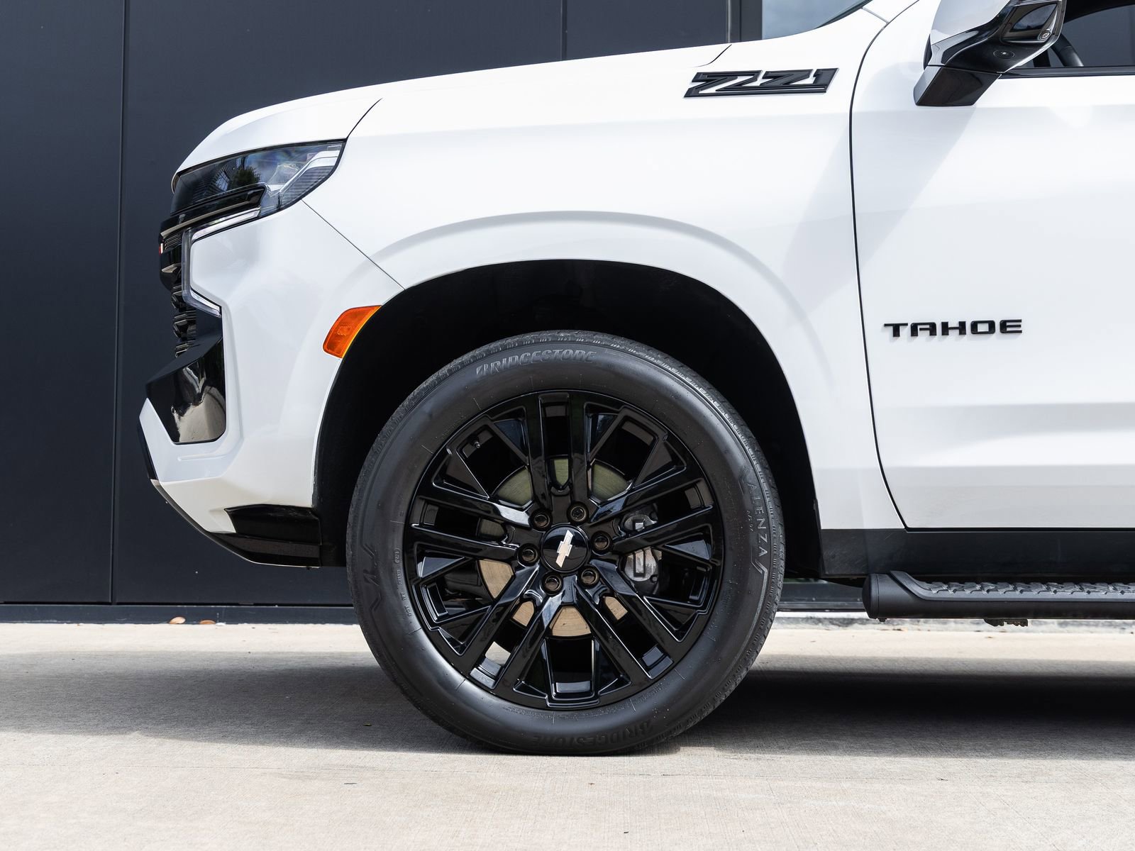 Used 2023 Chevrolet Tahoe Z71 w/ Luxury Package image 11