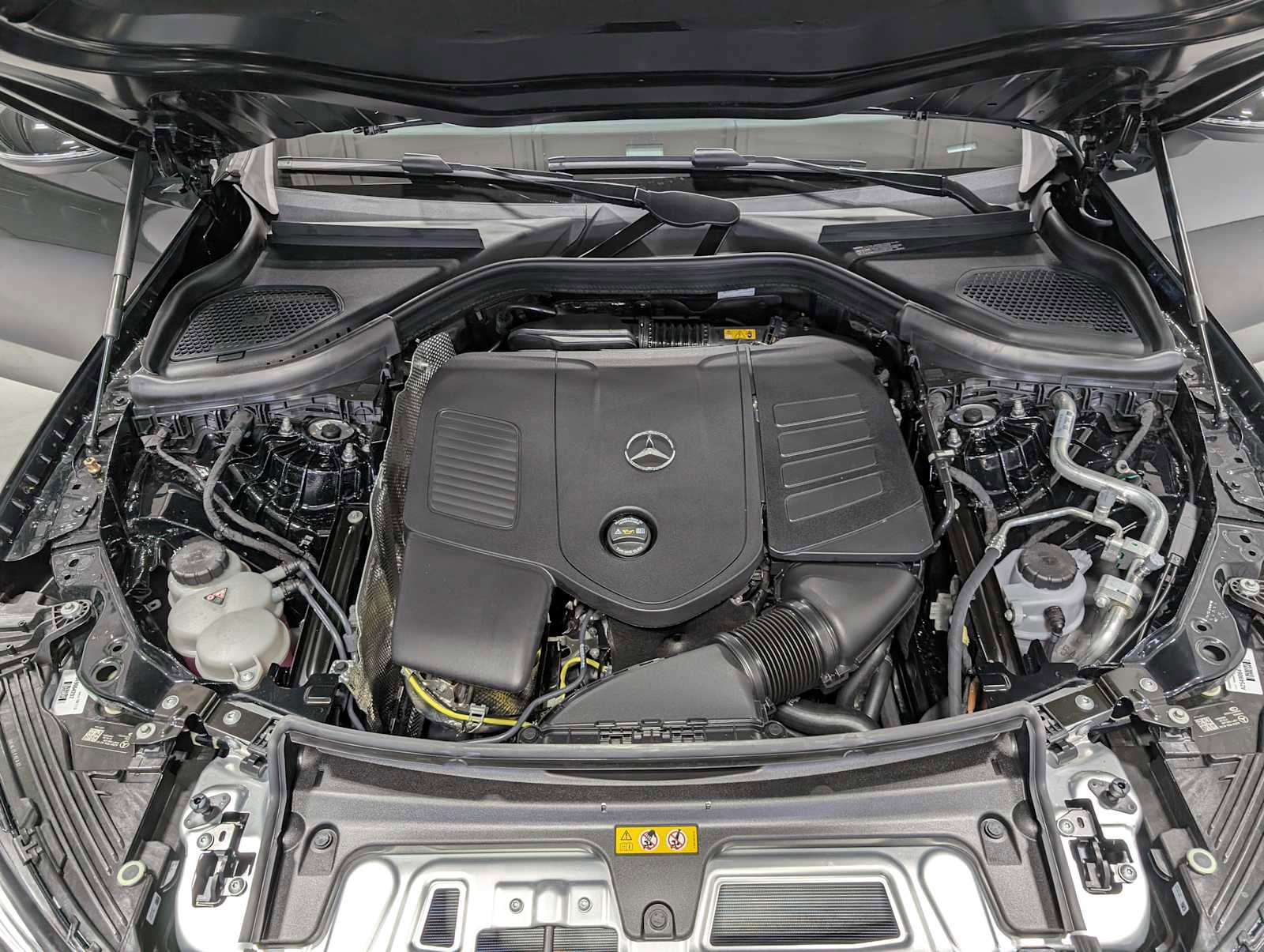 New 2026 Mercedes-Benz GLC 300 4MATIC image 12