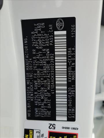 Used 2025 Toyota Camry SE image 24