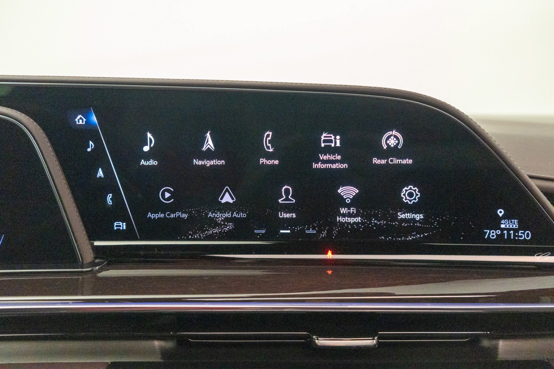 Used 2021 Cadillac Escalade Sport Platinum w/ Heavy-Duty Trailer Package AWD/4WD image 17