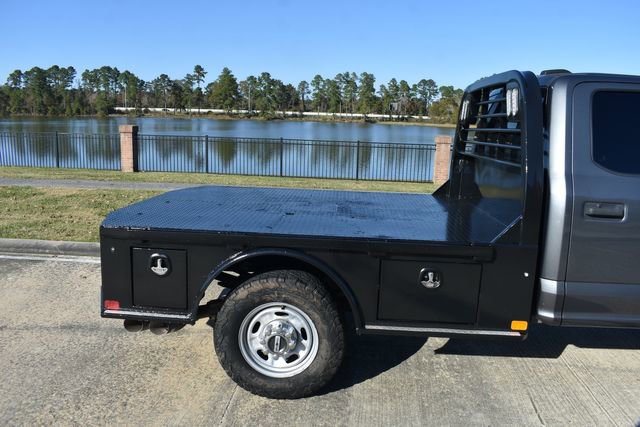 Used 2022 Ford F350 XL w/ Power Equipment Group image 4