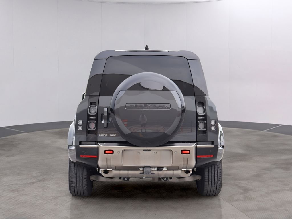 Used 2025 Land Rover Defender 110 X AWD/4WD image 6