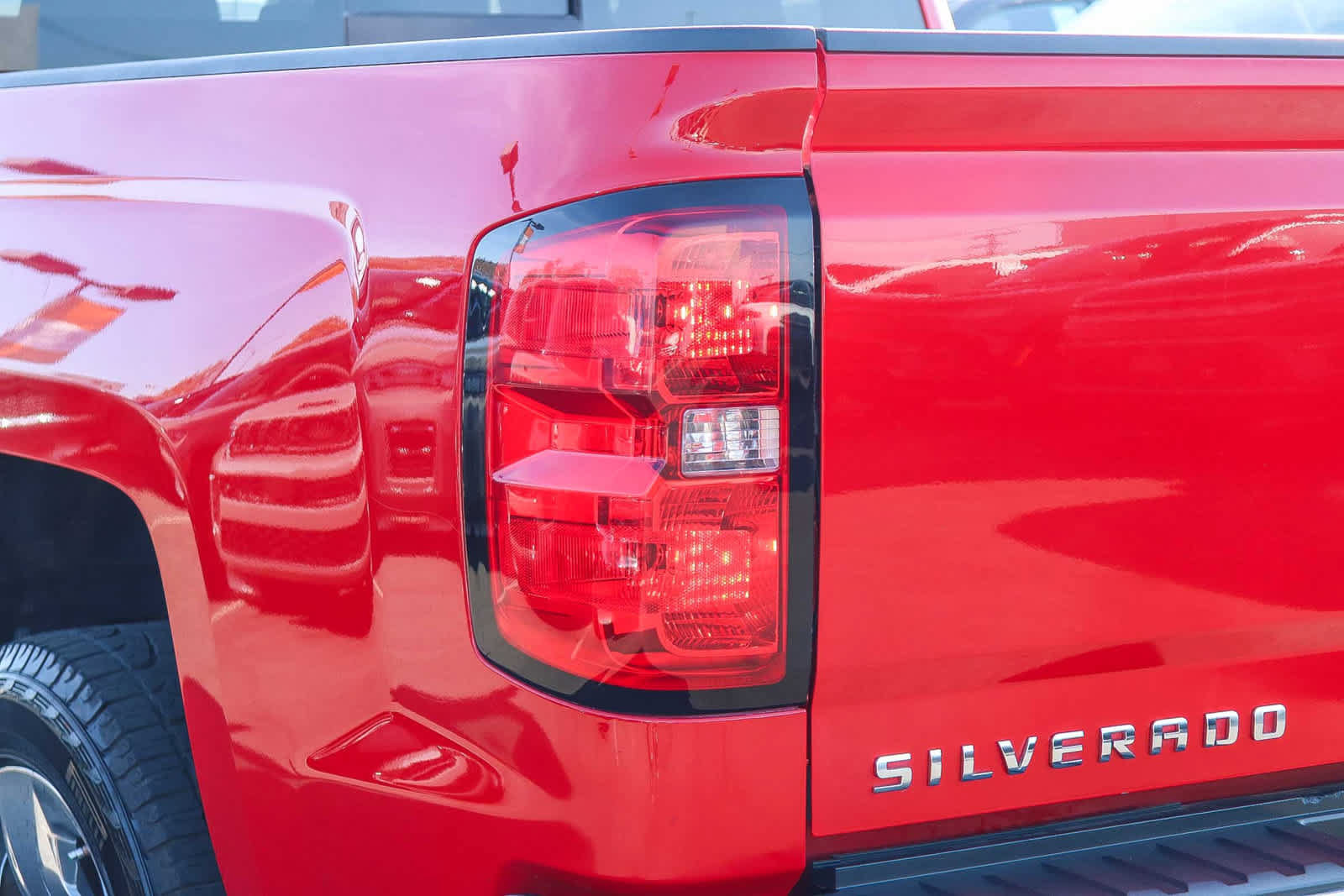 Used 2014 Chevrolet Silverado 1500 LTZ RWD image 7