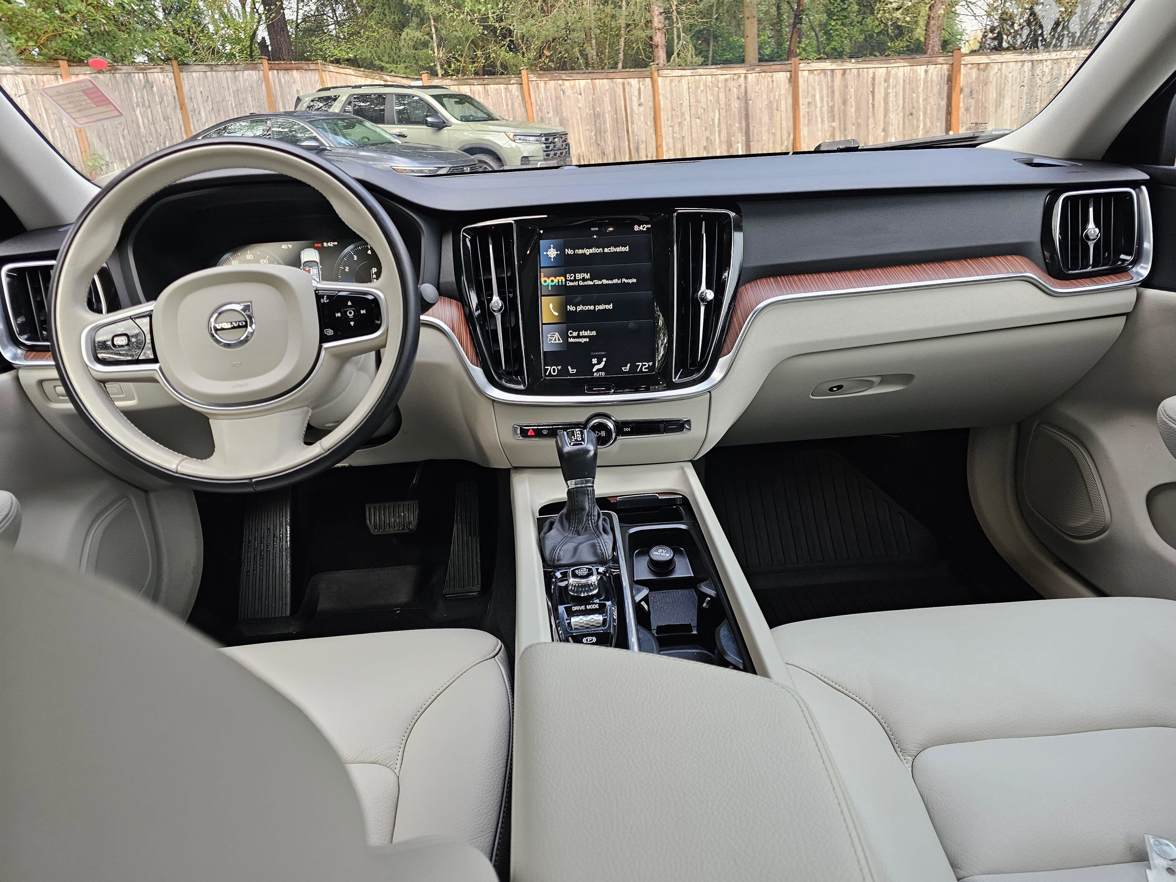 Used 2020 Volvo S60 T5 Momentum FWD image 18