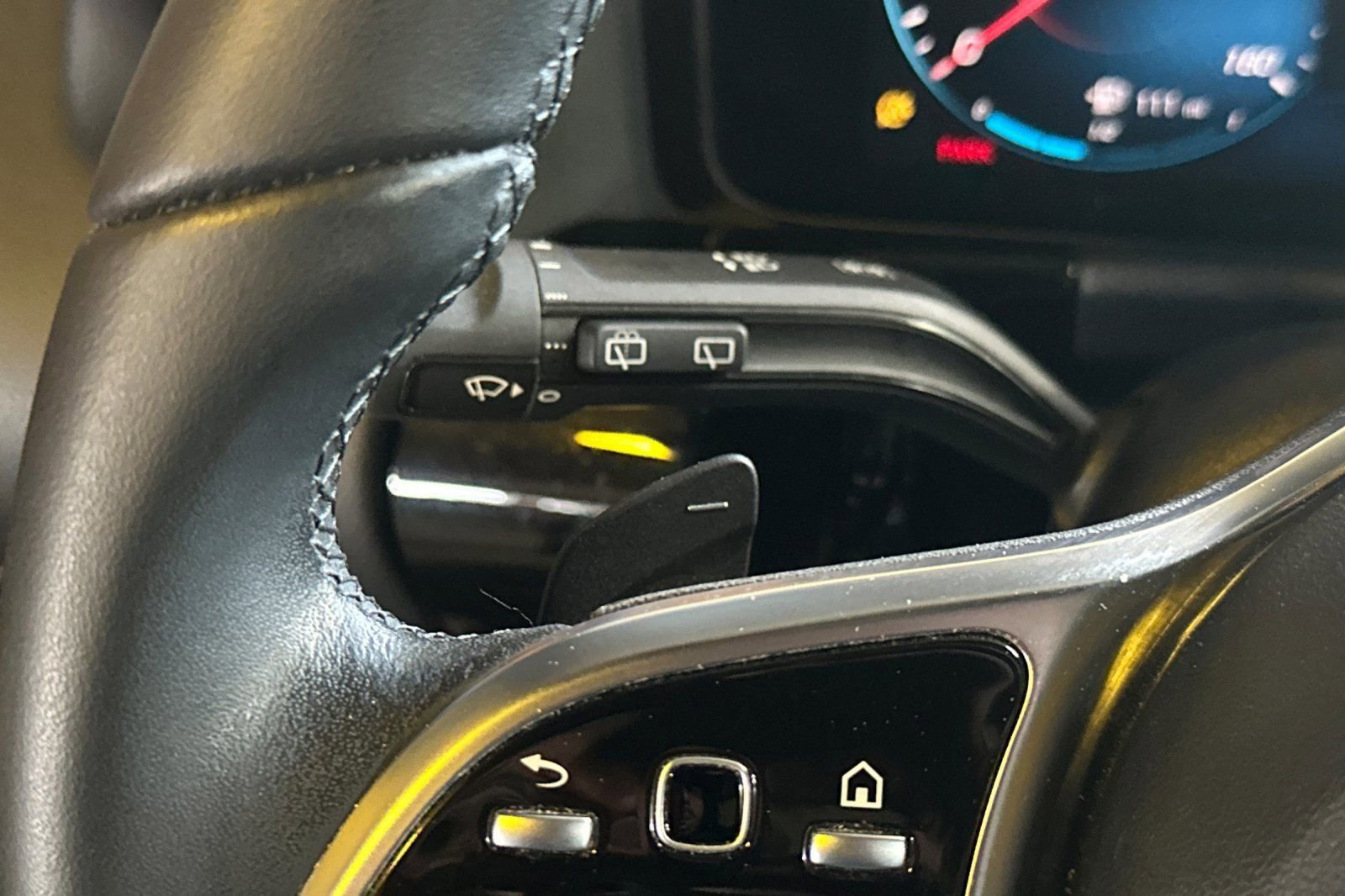 Certified 2023 Mercedes-Benz GLA 250 w/ Premium Package image 35