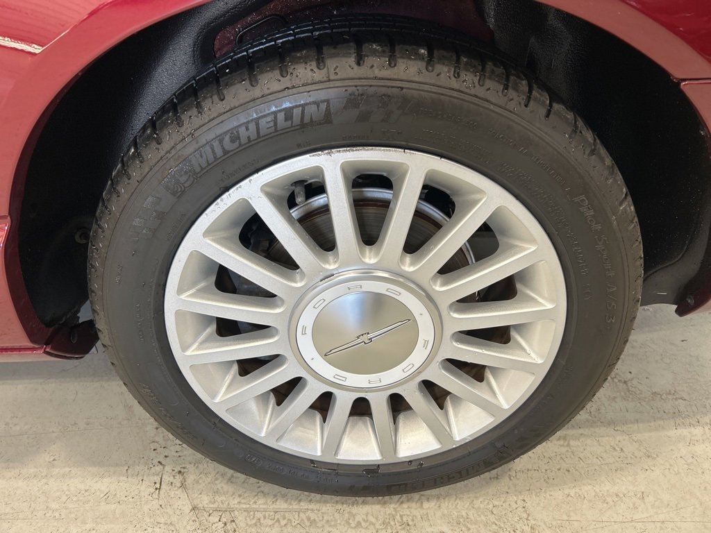 Used 2004 Ford Thunderbird image 7