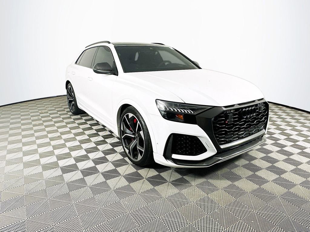 Used 2024 Audi RS Q8