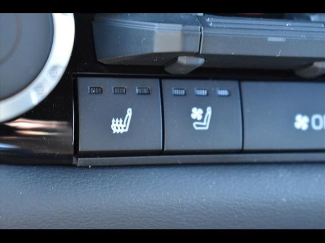 New 2025 Toyota Tundra Platinum image 11