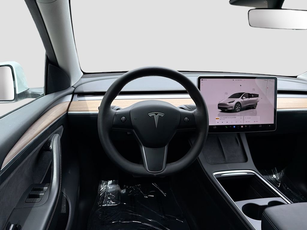Used 2023 Tesla Model Y Long Range image 23