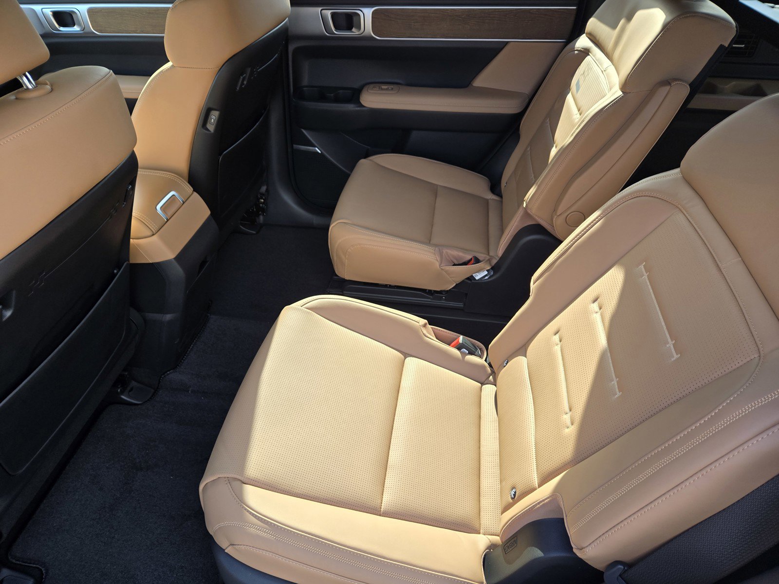 New 2026 Hyundai Santa Fe Limited image 15