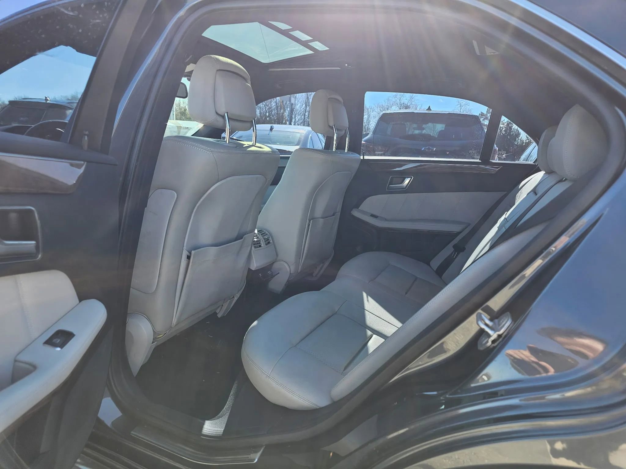 Used 2012 Mercedes-Benz E 350 Sedan image 9