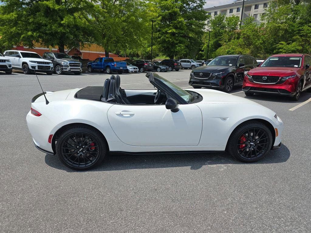 New 2026 MAZDA MX-5 Miata Club w/ Brembo/BBS Recaro Package RWD image 2
