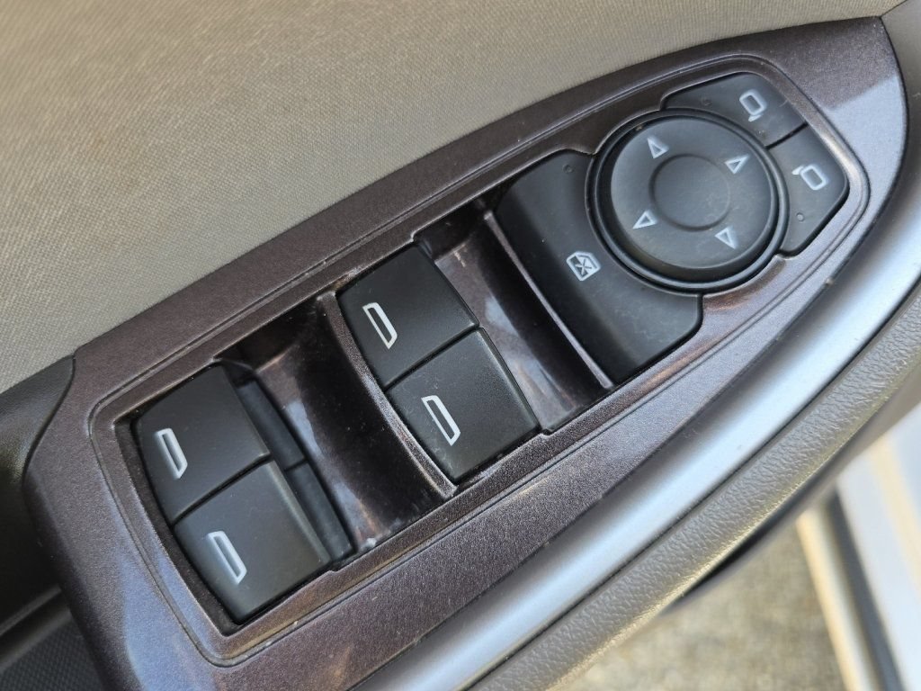 Used 2020 Chevrolet Malibu LS w/ LPO, Convenience Package 2 FWD image 25