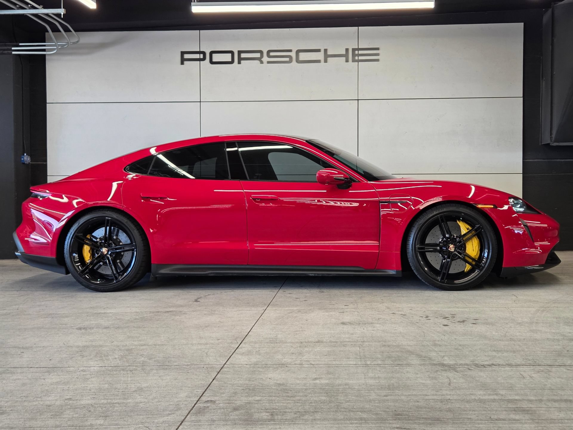 Certified 2021 Porsche Taycan Turbo S AWD/4WD image 30