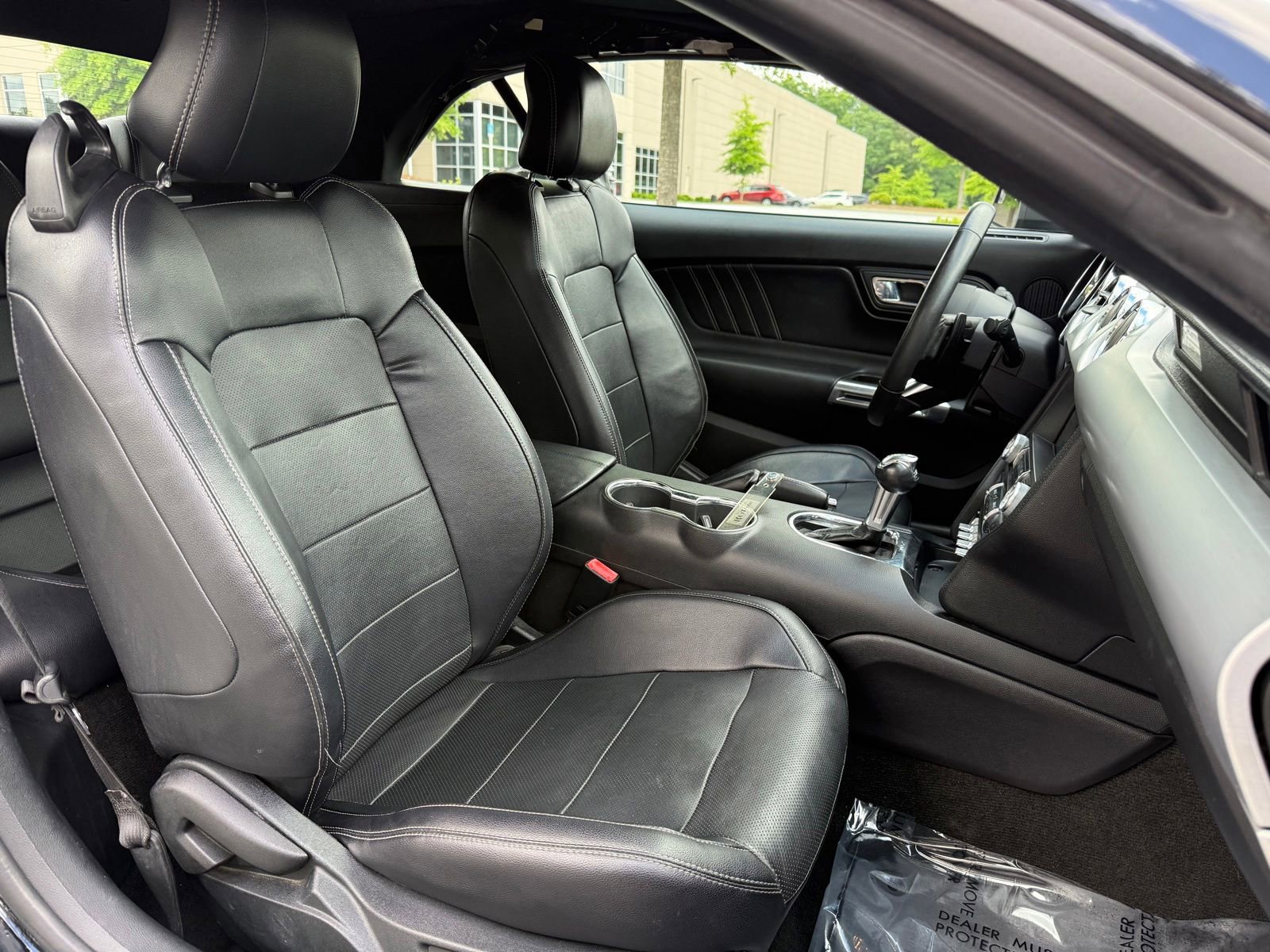 Used 2017 Ford Mustang Premium RWD image 34