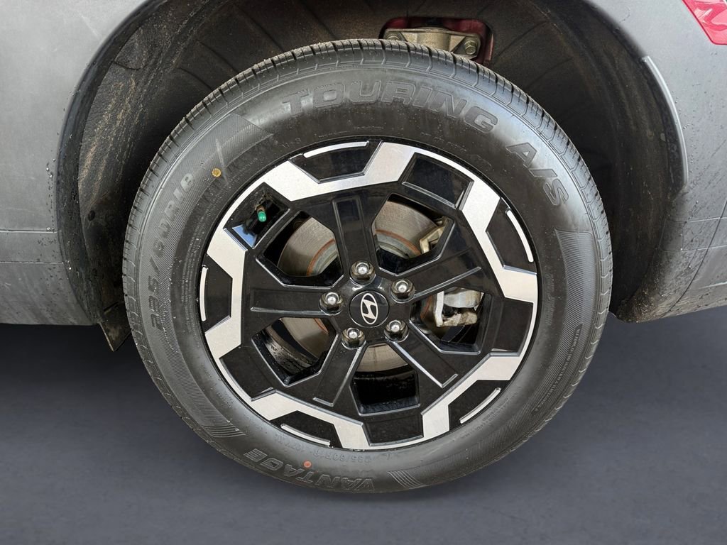 Used 2025 Hyundai Santa Fe SEL AWD/4WD image 14