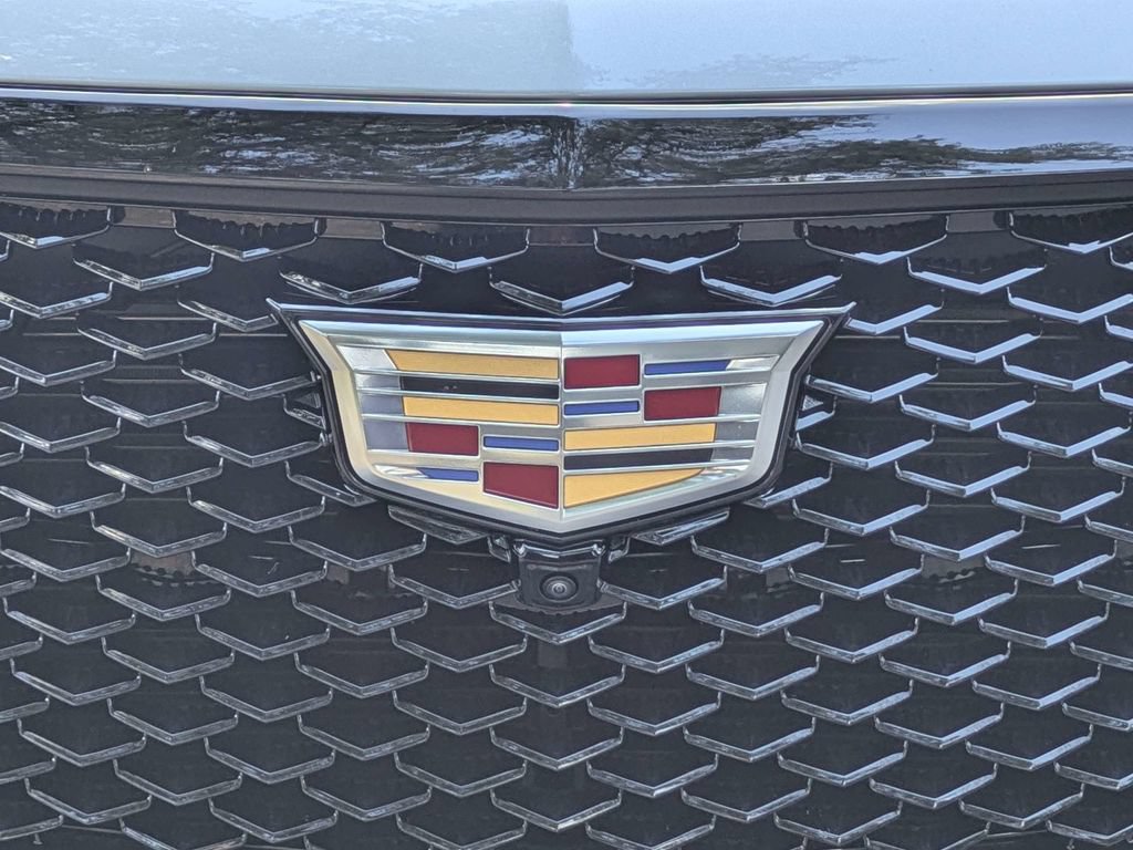 Certified 2025 Cadillac Escalade Sport Platinum w/ LPO, Floor Liner Package AWD/4WD image 10