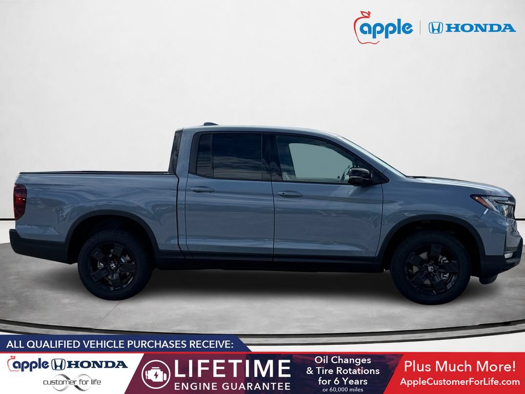 New 2026 Honda Ridgeline Black Edition image 2