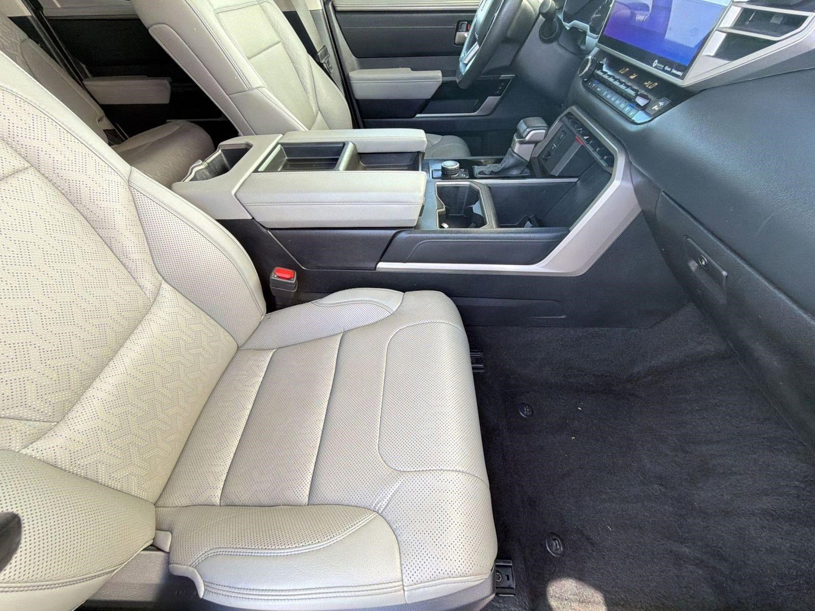 Used 2022 Toyota Tundra Limited RWD image 33