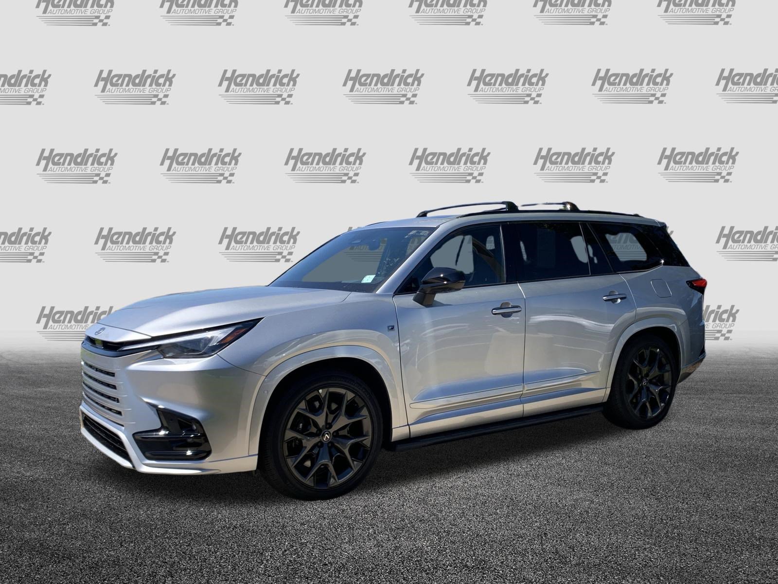 Used 2025 Lexus TX 500h AWD w/ Technology Package image 5
