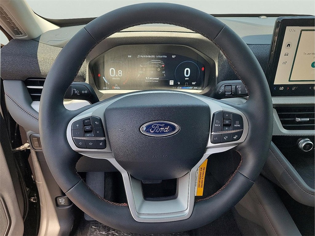 New 2025 Ford Explorer Active w/ Active Comfort Package image 10