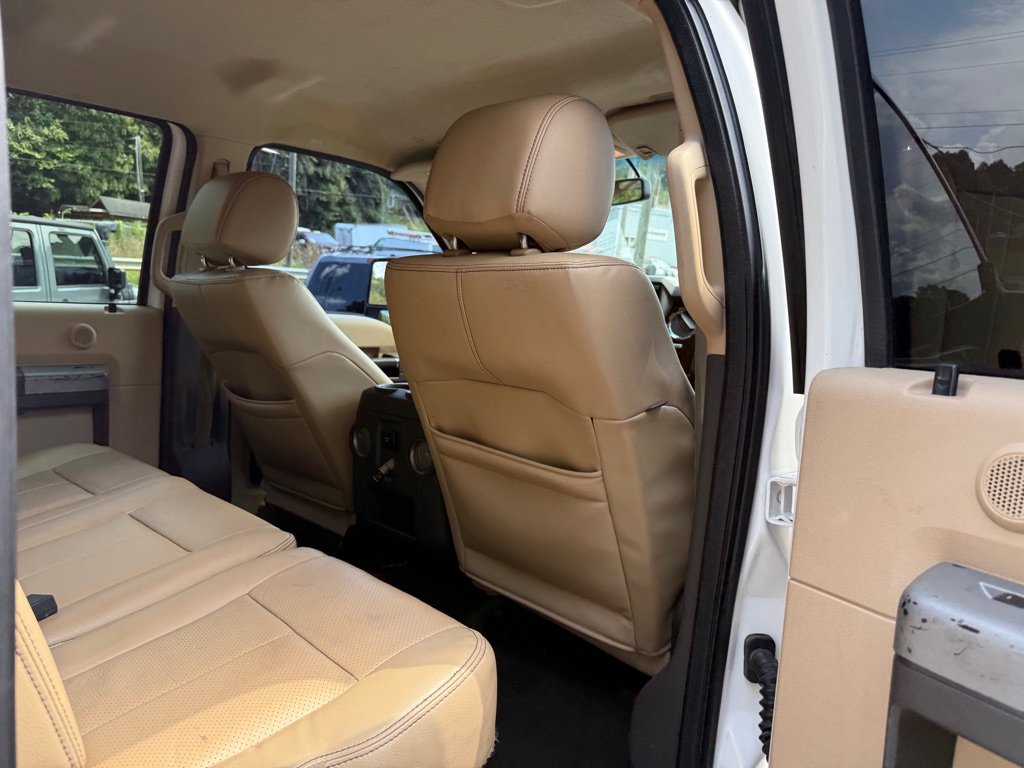 Used 2015 Ford F250 Lariat w/ Chrome Package AWD/4WD image 76