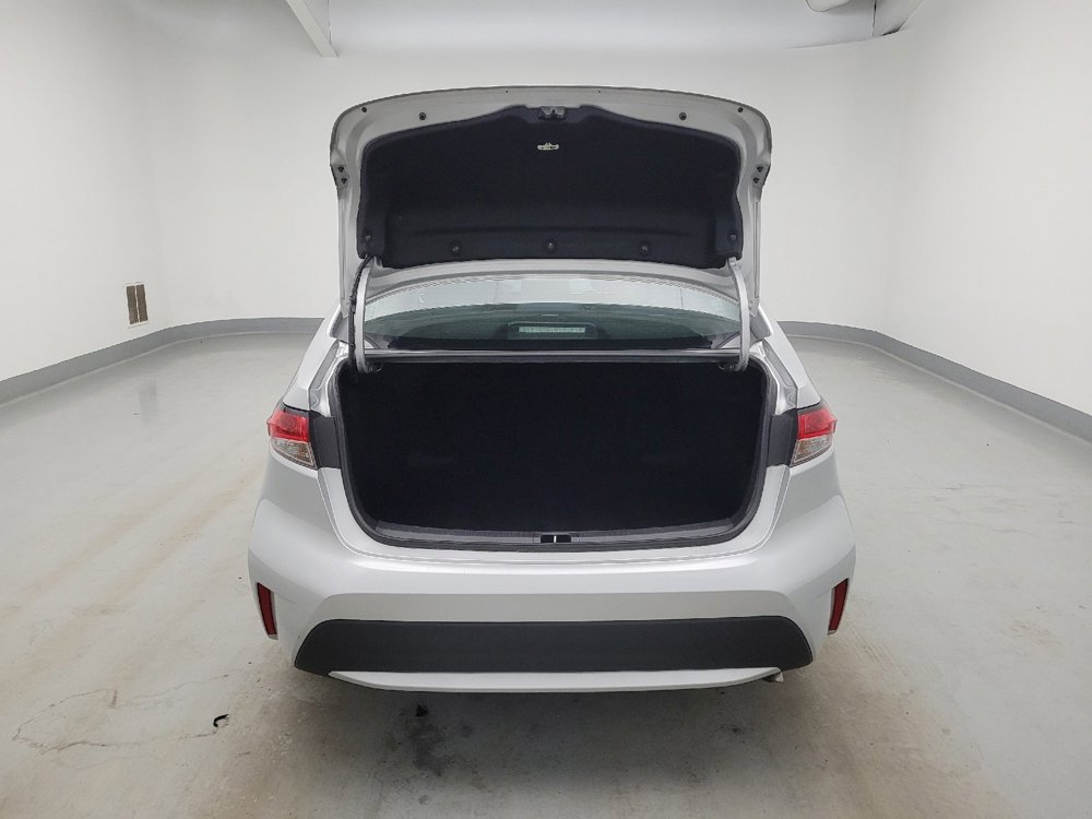 Used 2022 Toyota Corolla LE FWD image 29