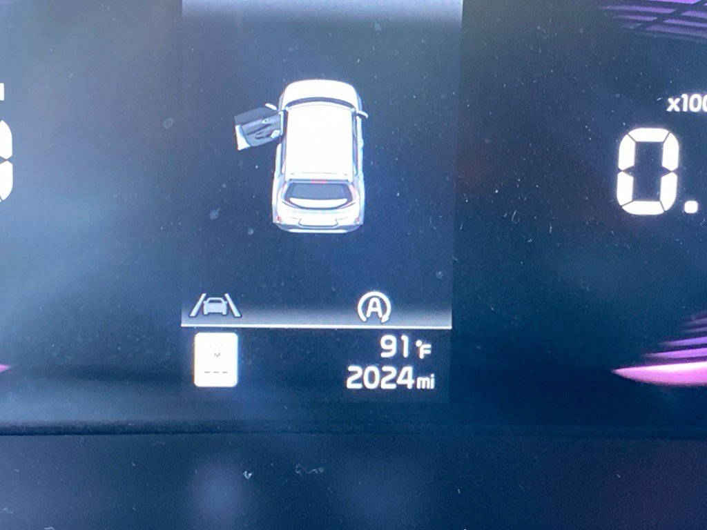 Certified 2024 Kia Soul LX w/ Option Group 015 image 19