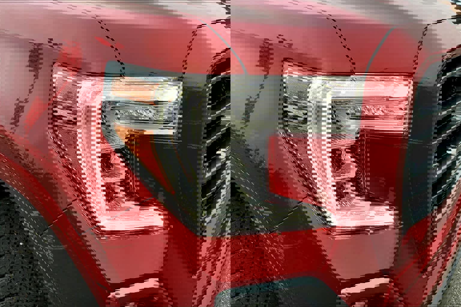 Used 2022 GMC Sierra 1500 AT4 w/ AT4 Premium Package image 27