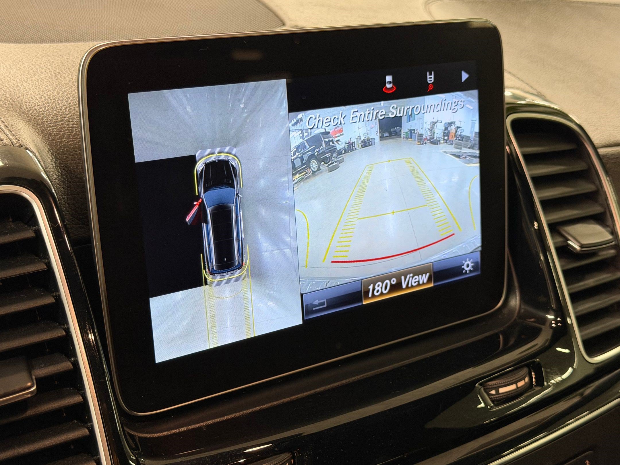 Used 2019 Mercedes-Benz GLS 450 4MATIC image 26