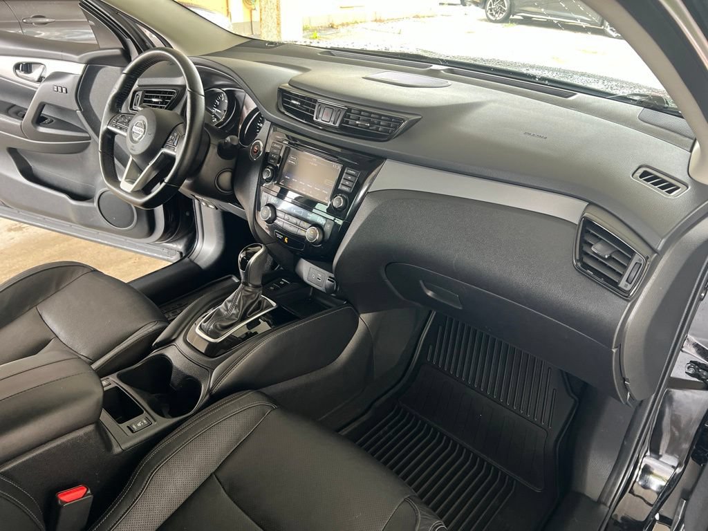 Used 2020 Nissan Rogue Sport SL w/ Premium Package AWD/4WD image 21