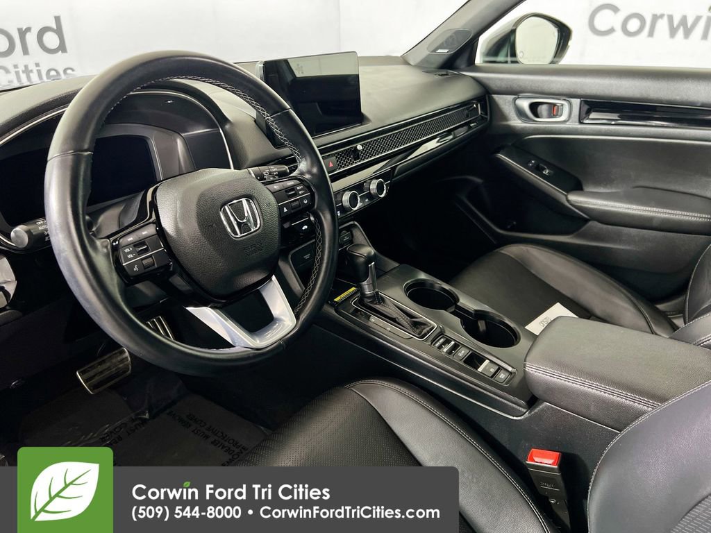Used 2023 Honda Civic Sport Touring image 3