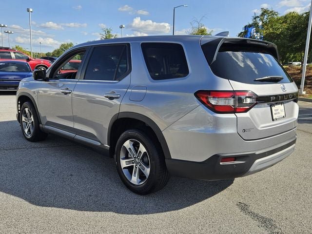 Used 2023 Honda Pilot EX-L image 7